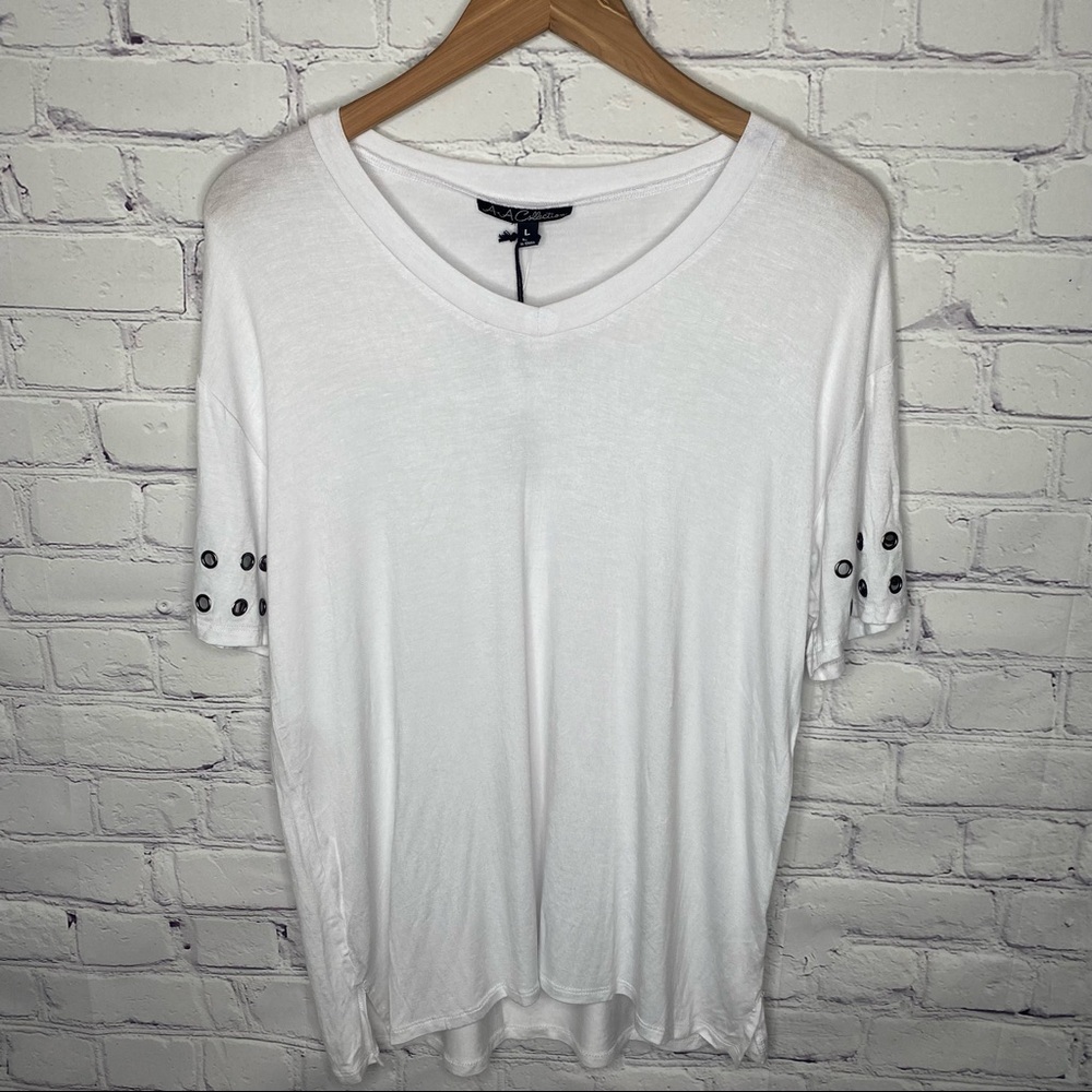 A+A Collection V neck Grommet Sleeve T-shirt - Picture 2 of 8